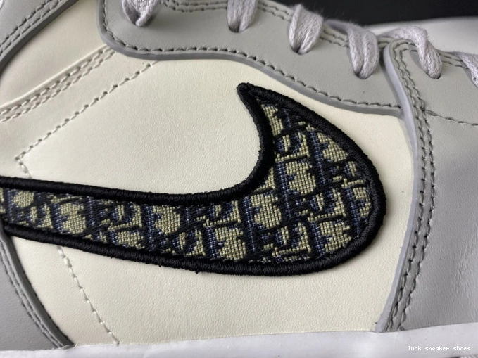 Rep LUCY x High CN8607-002 Jordan (DR box) DR Retro 1 shoe 0714